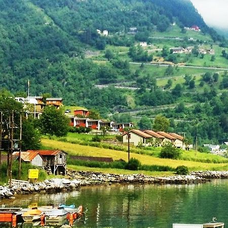 Fjorden Campinghytter Geiranger Bagian luar foto