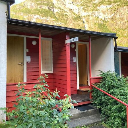 Fjorden Campinghytter Geiranger Bagian luar foto