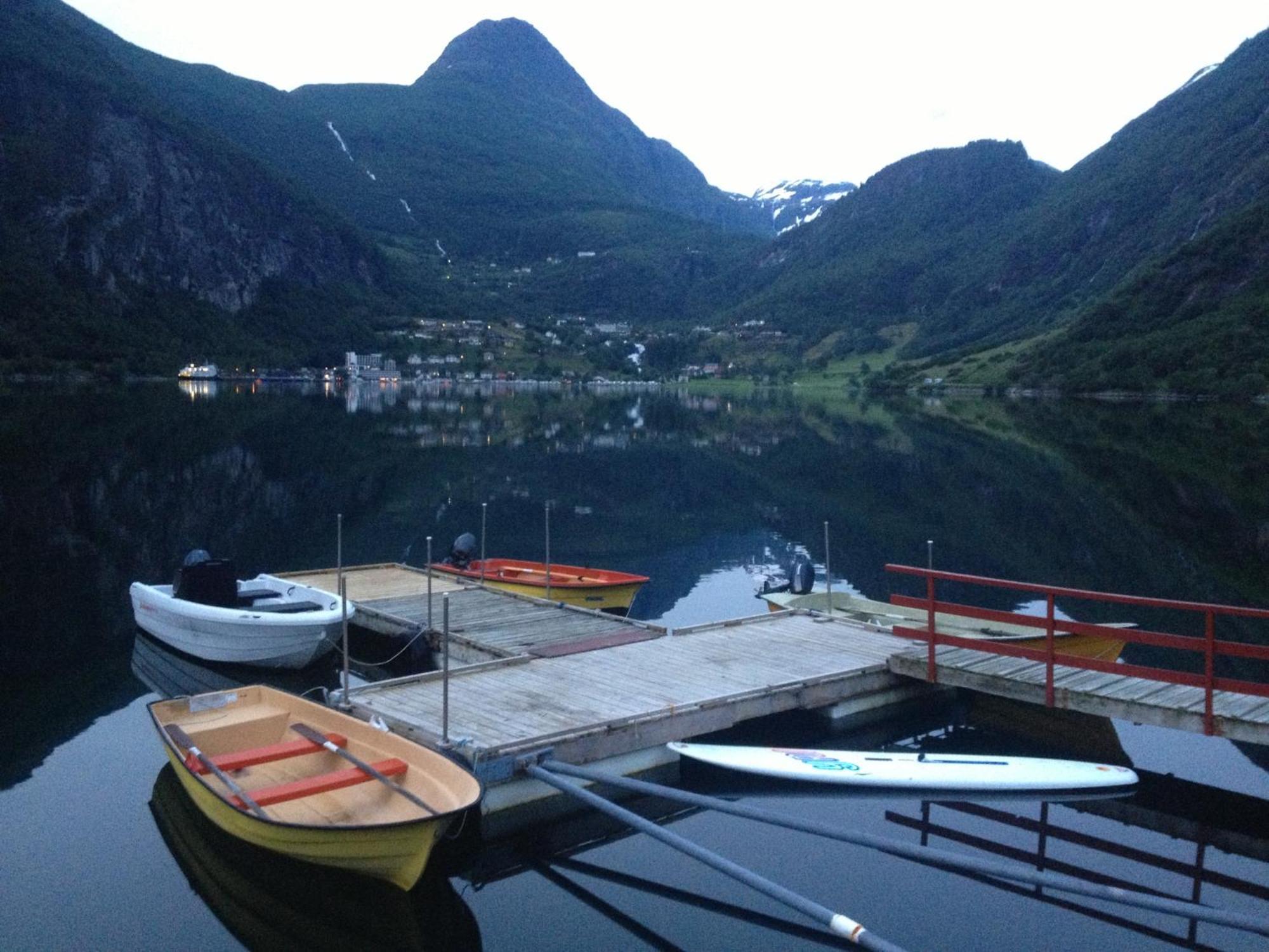 Fjorden Campinghytter Geiranger Bagian luar foto